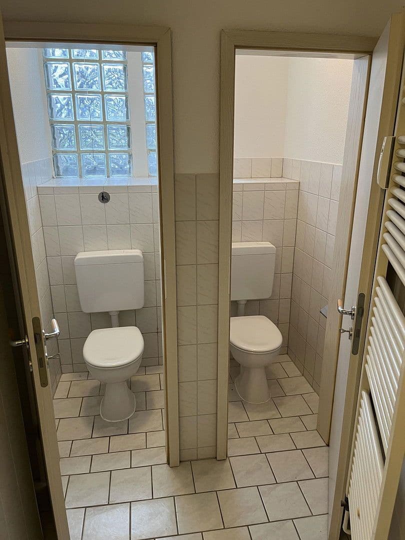 Prenájom kancelárie 63 m², Fackenburger Allee 44, Lübeck, Šlezvicko-Holštajnsko Prenájom kancelárie 63 m², Fackenburger Allee 44, Lübeck, Šlezvicko-Holštajnsko