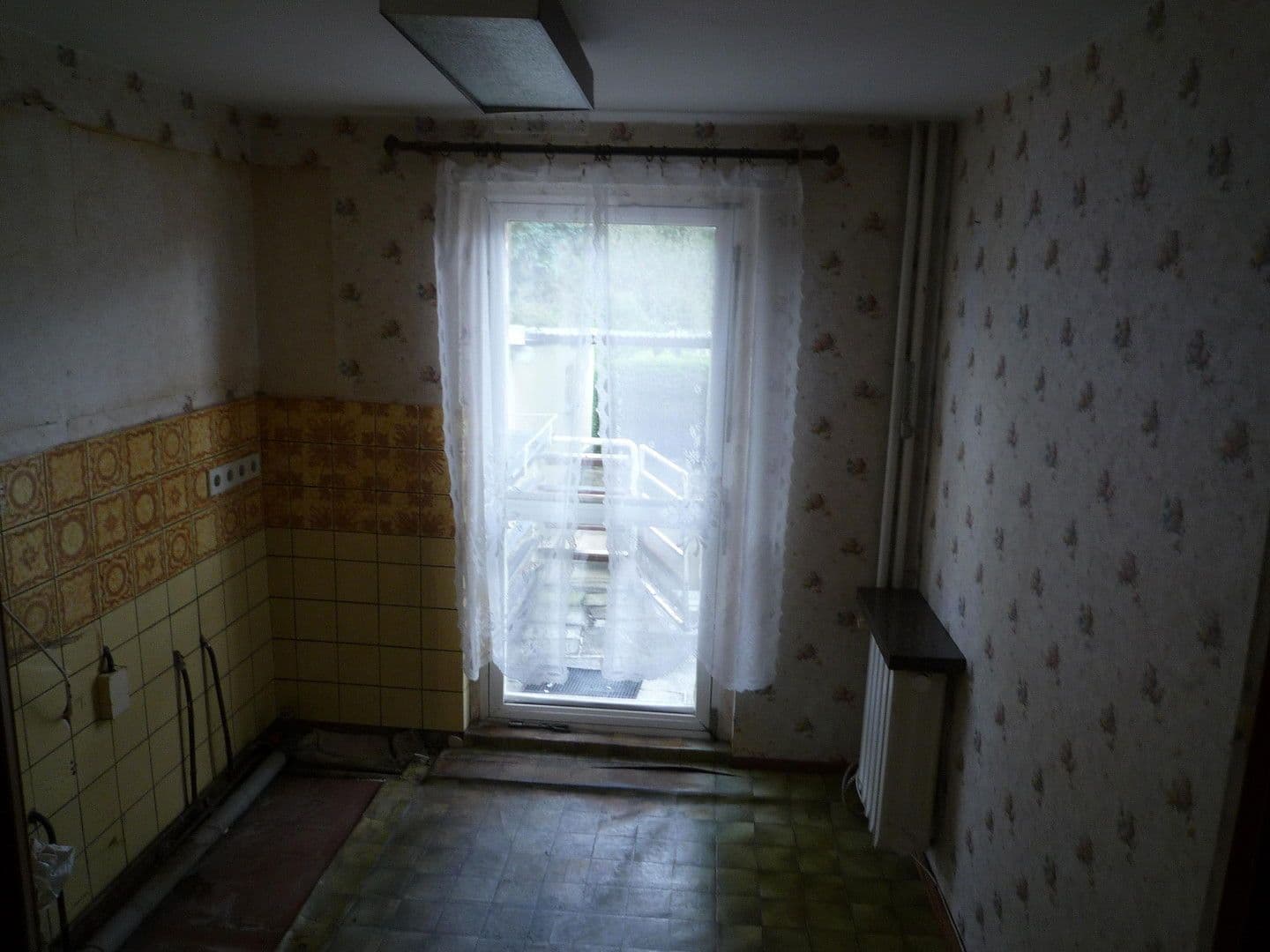 Predaj domu 69 m², pozemek 800 m², Stadtrandsiedlung 43, Bischofswerda, Sasko Predaj domu 69 m², pozemek 800 m², Stadtrandsiedlung 43, Bischofswerda, Sasko