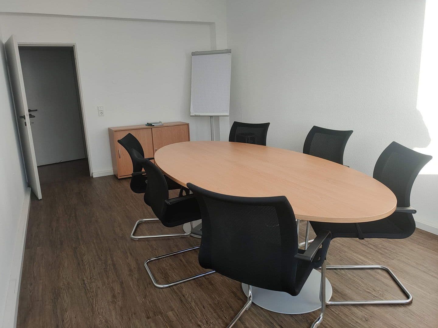 Prenájom kancelárie 195 m², Wilhelmstr. 16, Wiesbaden, Hesensko Prenájom kancelárie 195 m², Wilhelmstr. 16, Wiesbaden, Hesensko