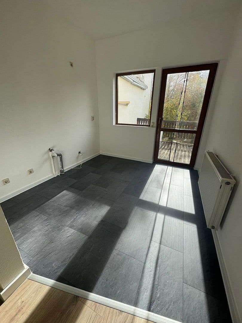 Prenájom bytu 2-izbový 57 m², Poststraße 40, Naumburg (Saale), Sasko-Anhaltsko Prenájom bytu 2-izbový 57 m², Poststraße 40, Naumburg (Saale), Sasko-Anhaltsko