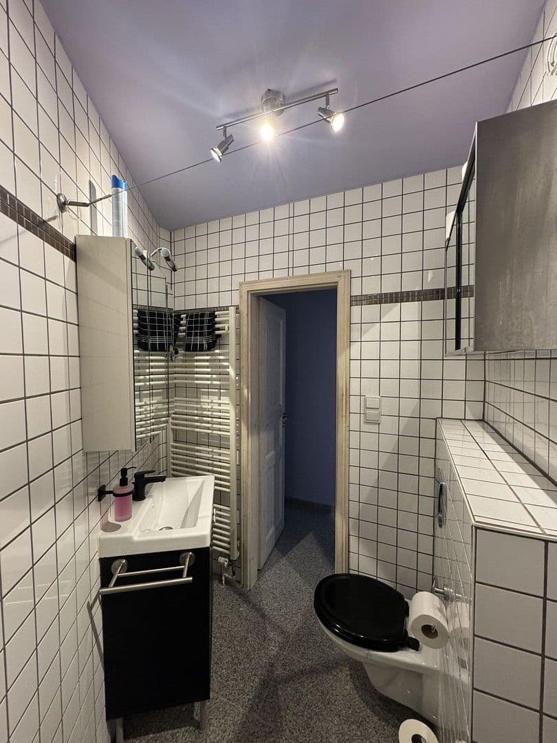 Predaj bytu 2-izbový 47 m², Berlin, Berlín Predaj bytu 2-izbový 47 m², Berlin, Berlín
