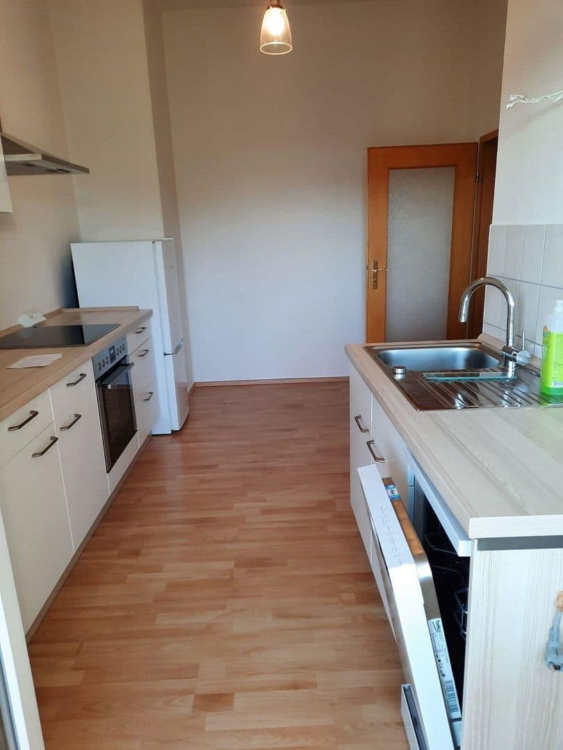 Prenájom bytu 2-izbový 55 m², Pestalozzistraße 16, Plavno, Sasko Prenájom bytu 2-izbový 55 m², Pestalozzistraße 16, Plavno, Sasko