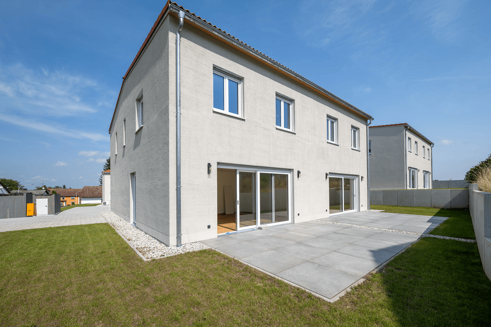 Prenájom domu 135 m², pozemek 400 m², Petzkofen 38B, Aufhausen, Bavorsko Prenájom domu 135 m², pozemek 400 m², Petzkofen 38B, Aufhausen, Bavorsko