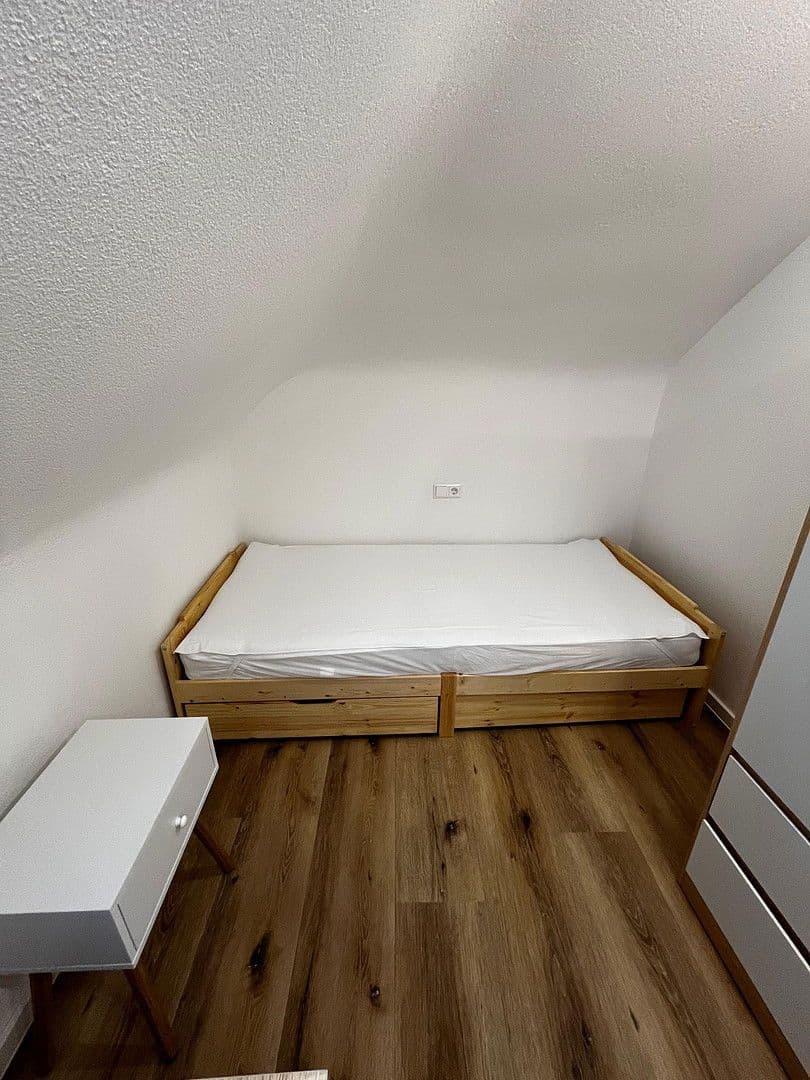 Prenájom bytu 1-izbový 11 m², Käferflugstraße 24, Heilbronn, Bádensko-Wurttembersko Prenájom bytu 1-izbový 11 m², Käferflugstraße 24, Heilbronn, Bádensko-Wurttembersko