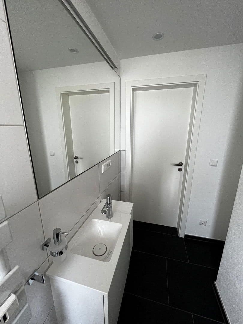 Prenájom bytu 1-izbový 11 m², Käferflugstraße 24, Heilbronn, Bádensko-Wurttembersko Prenájom bytu 1-izbový 11 m², Käferflugstraße 24, Heilbronn, Bádensko-Wurttembersko