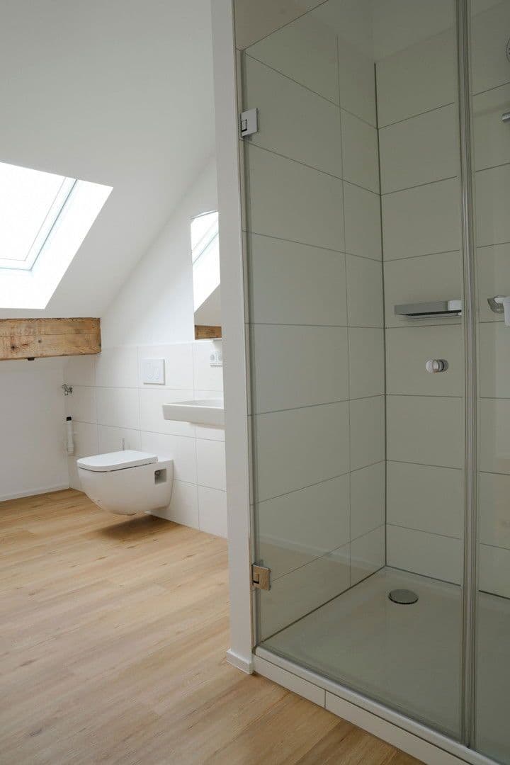 Prenájom bytu 3-izbový 115 m², Kaiserstrasse, Waldshut-Tiengen, Bádensko-Wurttembersko Prenájom bytu 3-izbový 115 m², Kaiserstrasse, Waldshut-Tiengen, Bádensko-Wurttembersko