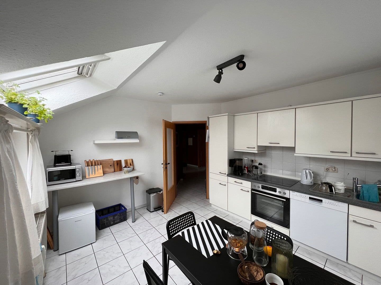 Predaj bytu 2-izbový 74 m², Hann. Münden, Dolné Sasko Predaj bytu 2-izbový 74 m², Hann. Münden, Dolné Sasko