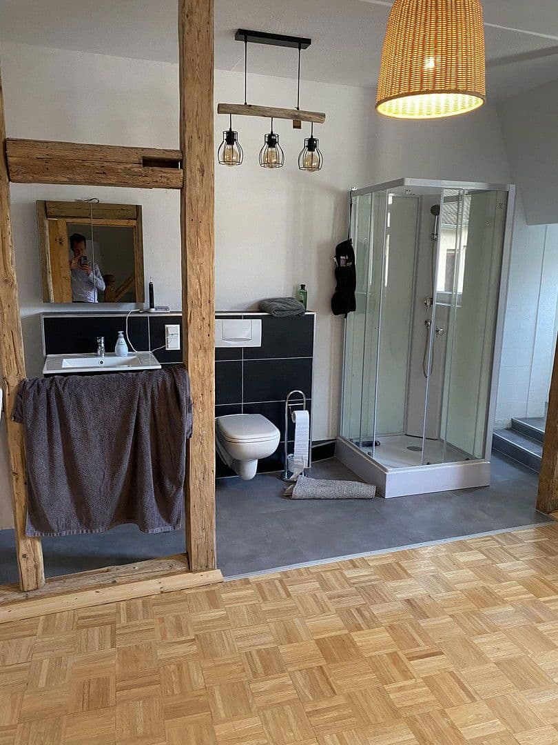 Prenájom domu 336 m², pozemek 450 m², Rheingaustr. 64, Oestrich-Winkel, Hesensko Prenájom domu 336 m², pozemek 450 m², Rheingaustr. 64, Oestrich-Winkel, Hesensko