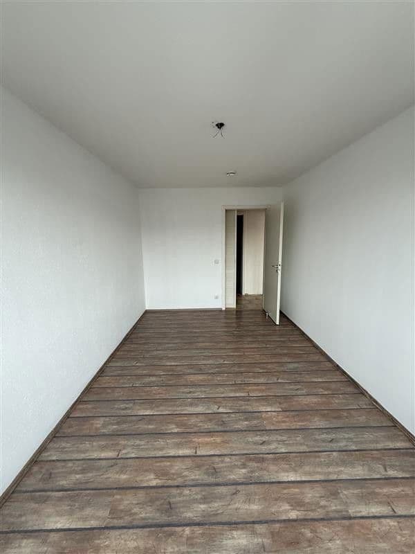 Prenájom bytu 3-izbový 89 m², Horkheimer Straße 1, Falkensee, Brandenbursko Prenájom bytu 3-izbový 89 m², Horkheimer Straße 1, Falkensee, Brandenbursko