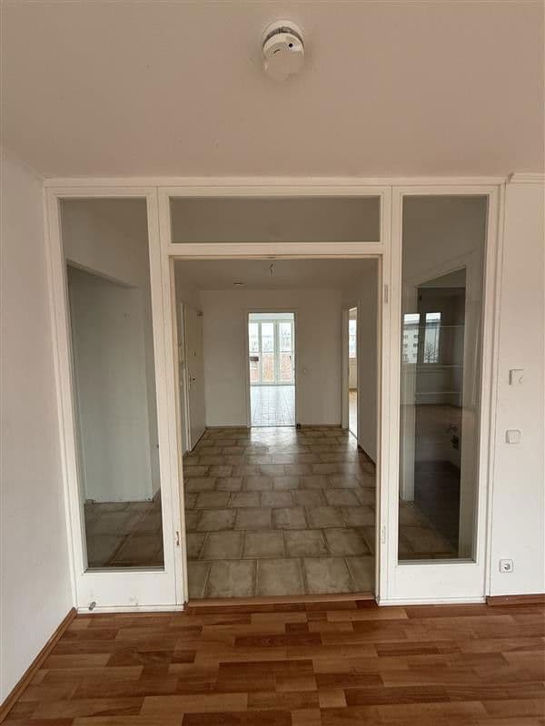 Prenájom bytu 3-izbový 89 m², Horkheimer Straße 1, Falkensee, Brandenbursko Prenájom bytu 3-izbový 89 m², Horkheimer Straße 1, Falkensee, Brandenbursko