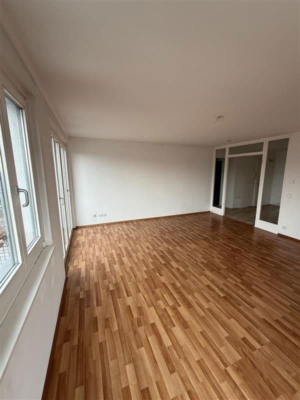 Prenájom bytu 3-izbový 89 m², Horkheimer Straße 1, Falkensee, Brandenbursko Prenájom bytu 3-izbový 89 m², Horkheimer Straße 1, Falkensee, Brandenbursko