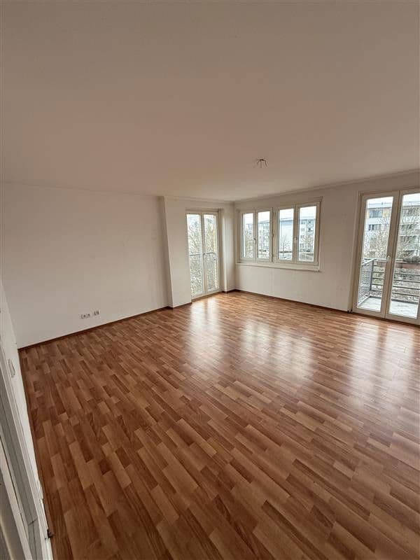 Prenájom bytu 3-izbový 89 m², Horkheimer Straße 1, Falkensee, Brandenbursko Prenájom bytu 3-izbový 89 m², Horkheimer Straße 1, Falkensee, Brandenbursko