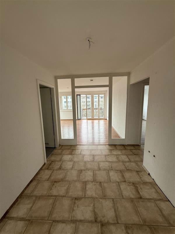 Prenájom bytu 3-izbový 89 m², Horkheimer Straße 1, Falkensee, Brandenbursko Prenájom bytu 3-izbový 89 m², Horkheimer Straße 1, Falkensee, Brandenbursko