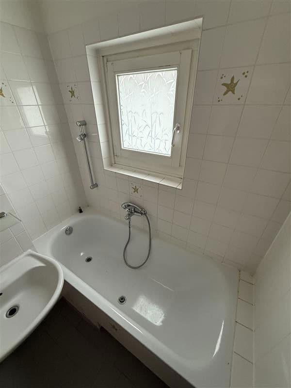 Prenájom bytu 3-izbový 89 m², Horkheimer Straße 1, Falkensee, Brandenbursko Prenájom bytu 3-izbový 89 m², Horkheimer Straße 1, Falkensee, Brandenbursko