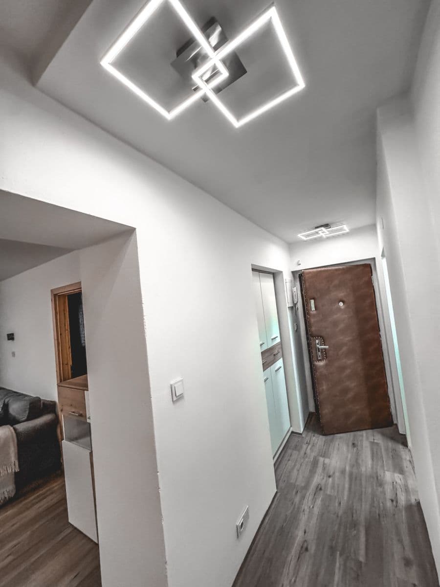 Prenájom bytu 3-izbový 65 m², Petra Bezruče, Kladno, Středočeský kraj Prenájom bytu 3-izbový 65 m², Petra Bezruče, Kladno, Středočeský kraj