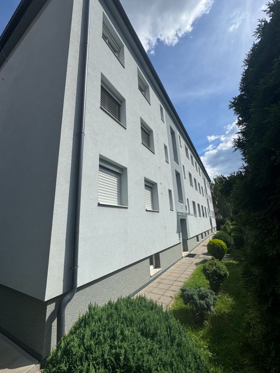 Prenájom bytu 3-izbový 65 m², Petra Bezruče, Kladno, Středočeský kraj Prenájom bytu 3-izbový 65 m², Petra Bezruče, Kladno, Středočeský kraj