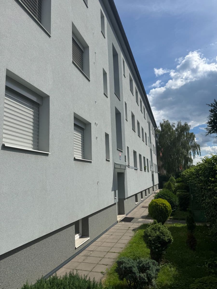Prenájom bytu 3-izbový 65 m², Petra Bezruče, Kladno, Středočeský kraj Prenájom bytu 3-izbový 65 m², Petra Bezruče, Kladno, Středočeský kraj