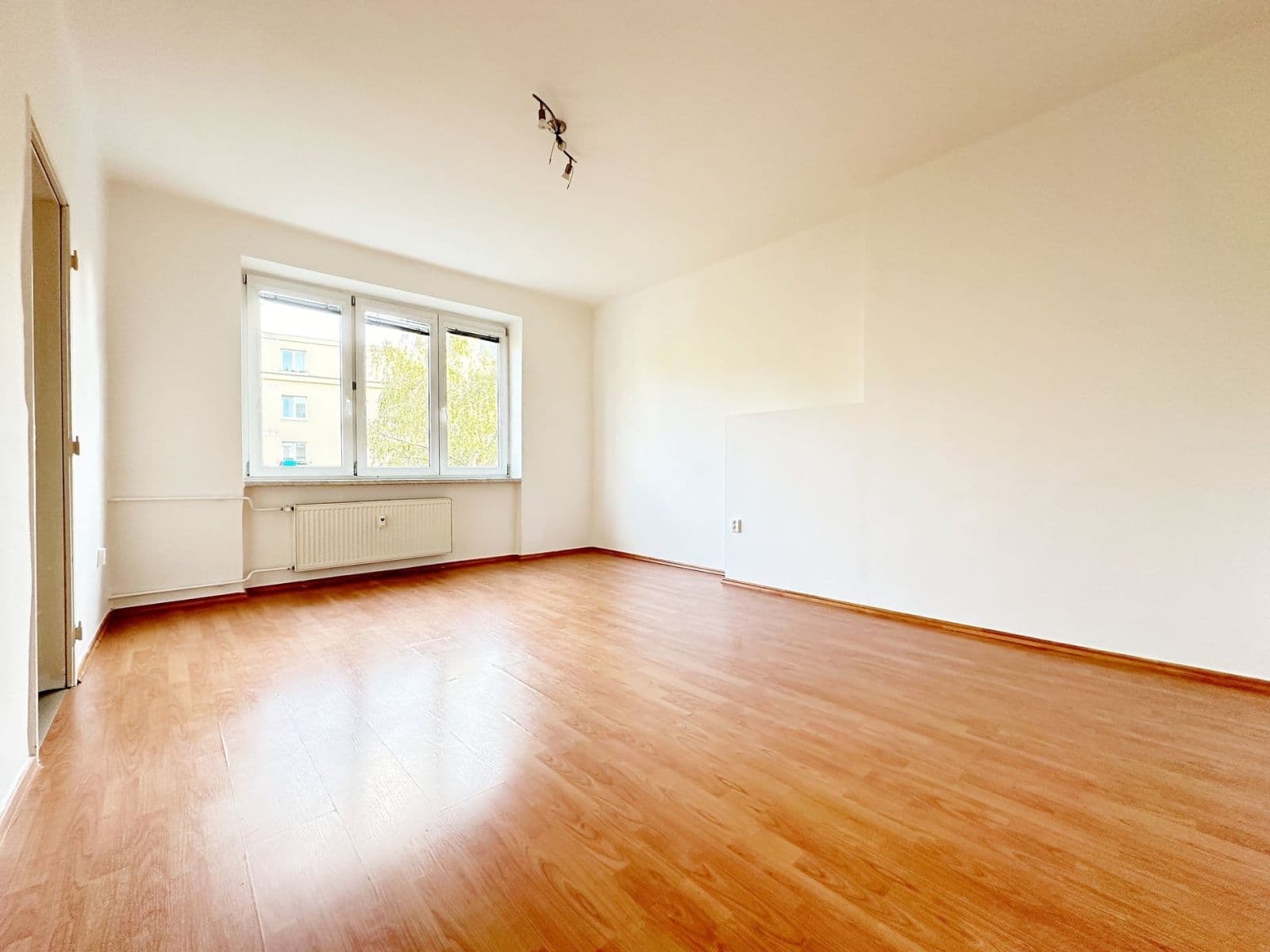 Prenájom bytu 2-izbový 54 m², Kafkova, Praha, Praha Prenájom bytu 2-izbový 54 m², Kafkova, Praha, Praha