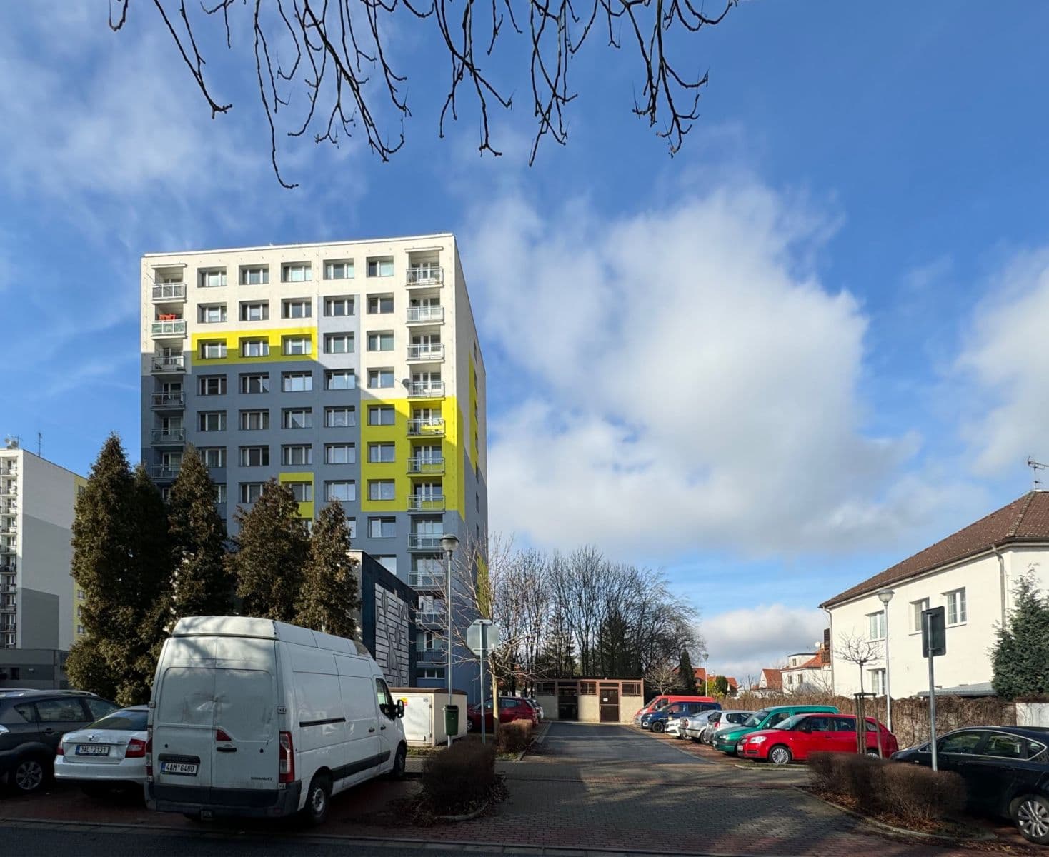 Predaj bytu 3-izbový 98 m², Dr. Horákové, Poděbrady, Středočeský kraj Predaj bytu 3-izbový 98 m², Dr. Horákové, Poděbrady, Středočeský kraj