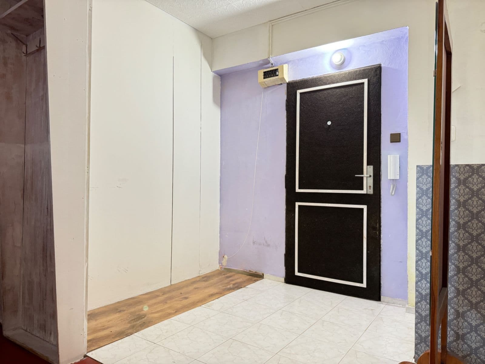 Predaj bytu 3-izbový 98 m², Dr. Horákové, Poděbrady, Středočeský kraj Predaj bytu 3-izbový 98 m², Dr. Horákové, Poděbrady, Středočeský kraj