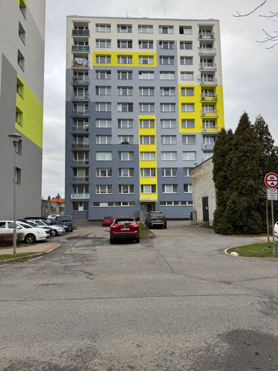 Predaj bytu 3-izbový 98 m², Dr. Horákové, Poděbrady, Středočeský kraj Predaj bytu 3-izbový 98 m², Dr. Horákové, Poděbrady, Středočeský kraj