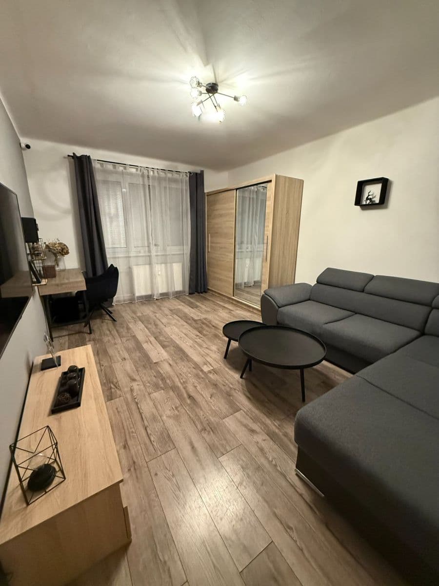 Prenájom bytu 2-izbový 56 m², Hradecká, Stod, Plzeňský kraj Prenájom bytu 2-izbový 56 m², Hradecká, Stod, Plzeňský kraj