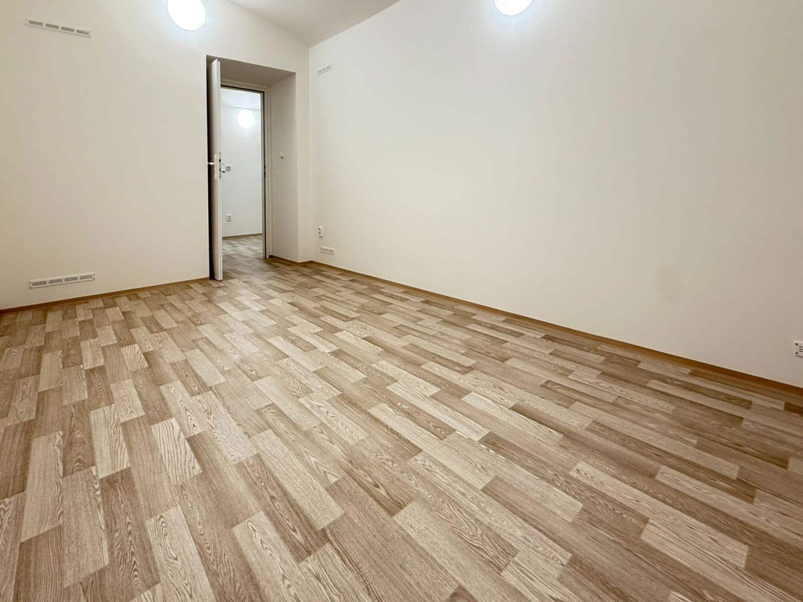 Predaj bytu 2-izbový 56 m², Čestmírova, Praha, Praha Predaj bytu 2-izbový 56 m², Čestmírova, Praha, Praha