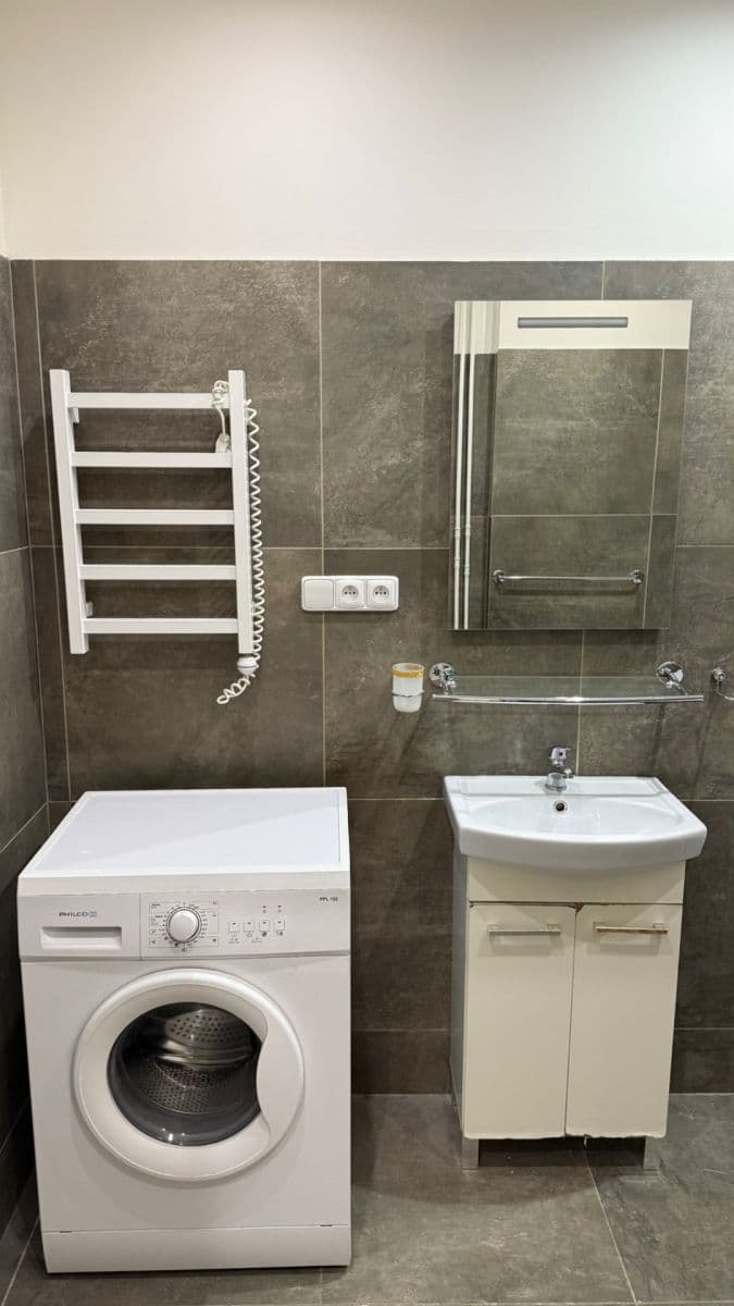 Prenájom bytu 2-izbový 52 m², Gen. Sochora, Ostrava, Moravskoslezský kraj Prenájom bytu 2-izbový 52 m², Gen. Sochora, Ostrava, Moravskoslezský kraj