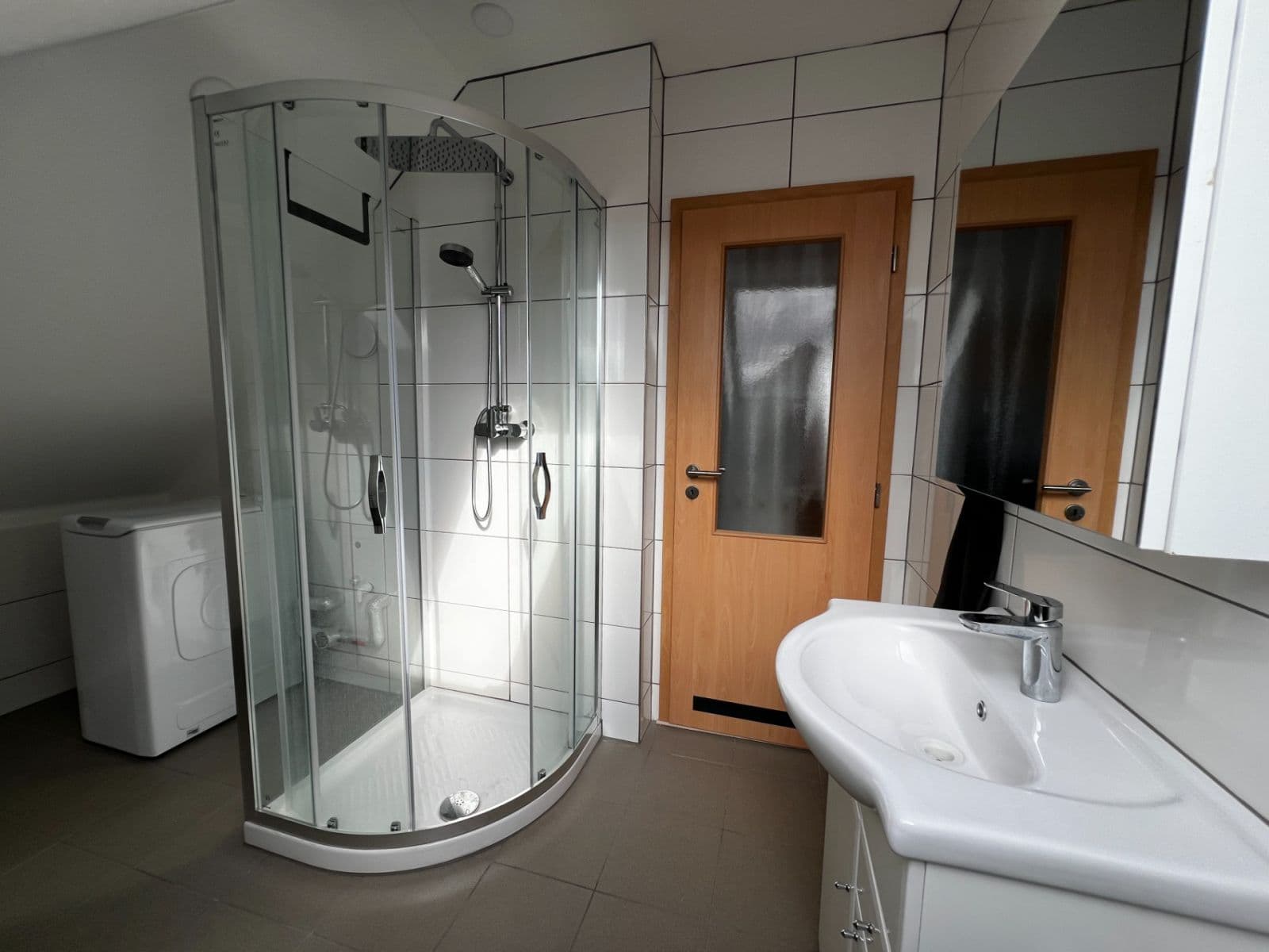 Prenájom bytu 2-izbový 60 m², Pražská, Třebíč, Kraj Vysočina Prenájom bytu 2-izbový 60 m², Pražská, Třebíč, Kraj Vysočina