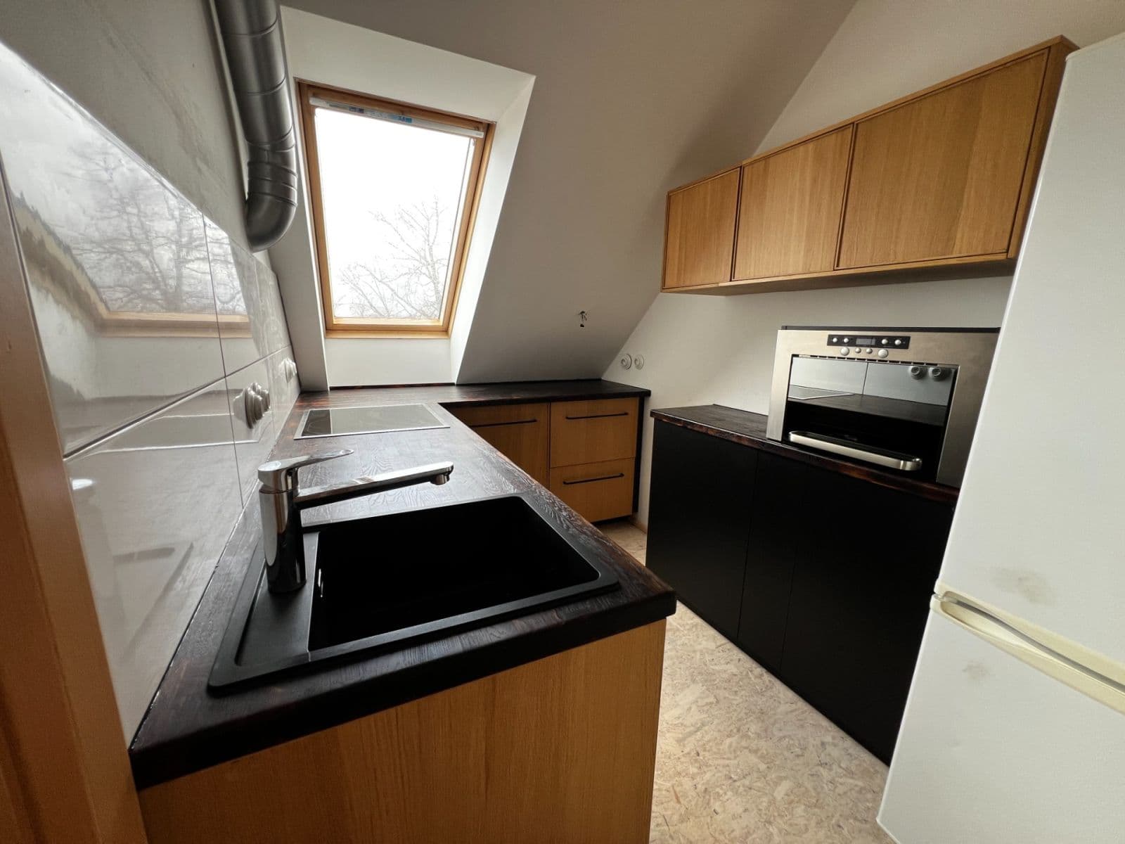 Prenájom bytu 2-izbový 60 m², Pražská, Třebíč, Kraj Vysočina Prenájom bytu 2-izbový 60 m², Pražská, Třebíč, Kraj Vysočina