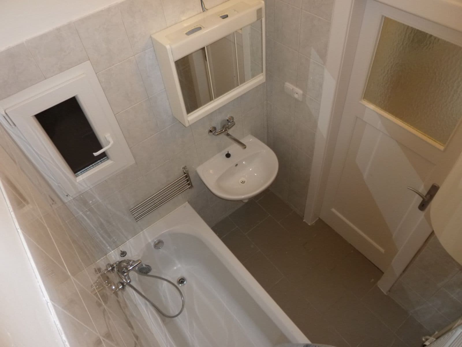 Prenájom bytu 1-izbový 45 m², Nové náměstí, Brno, Jihomoravský kraj Prenájom bytu 1-izbový 45 m², Nové náměstí, Brno, Jihomoravský kraj