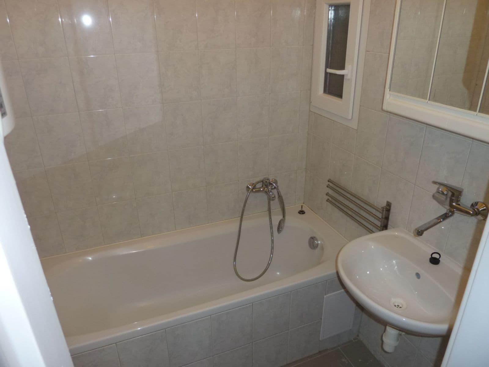 Prenájom bytu 1-izbový 45 m², Nové náměstí, Brno, Jihomoravský kraj Prenájom bytu 1-izbový 45 m², Nové náměstí, Brno, Jihomoravský kraj