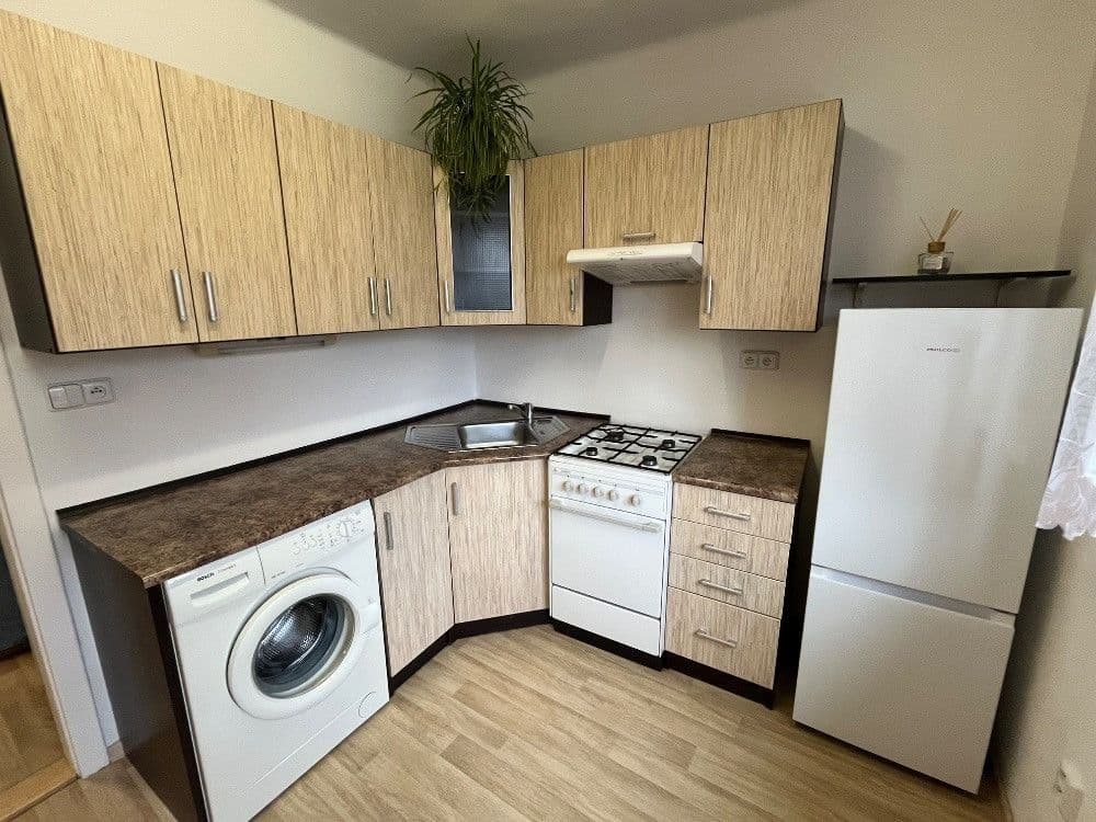 Prenájom bytu 1-izbový 29 m², Kyjevská, Plzeň, Plzeňský kraj Prenájom bytu 1-izbový 29 m², Kyjevská, Plzeň, Plzeňský kraj