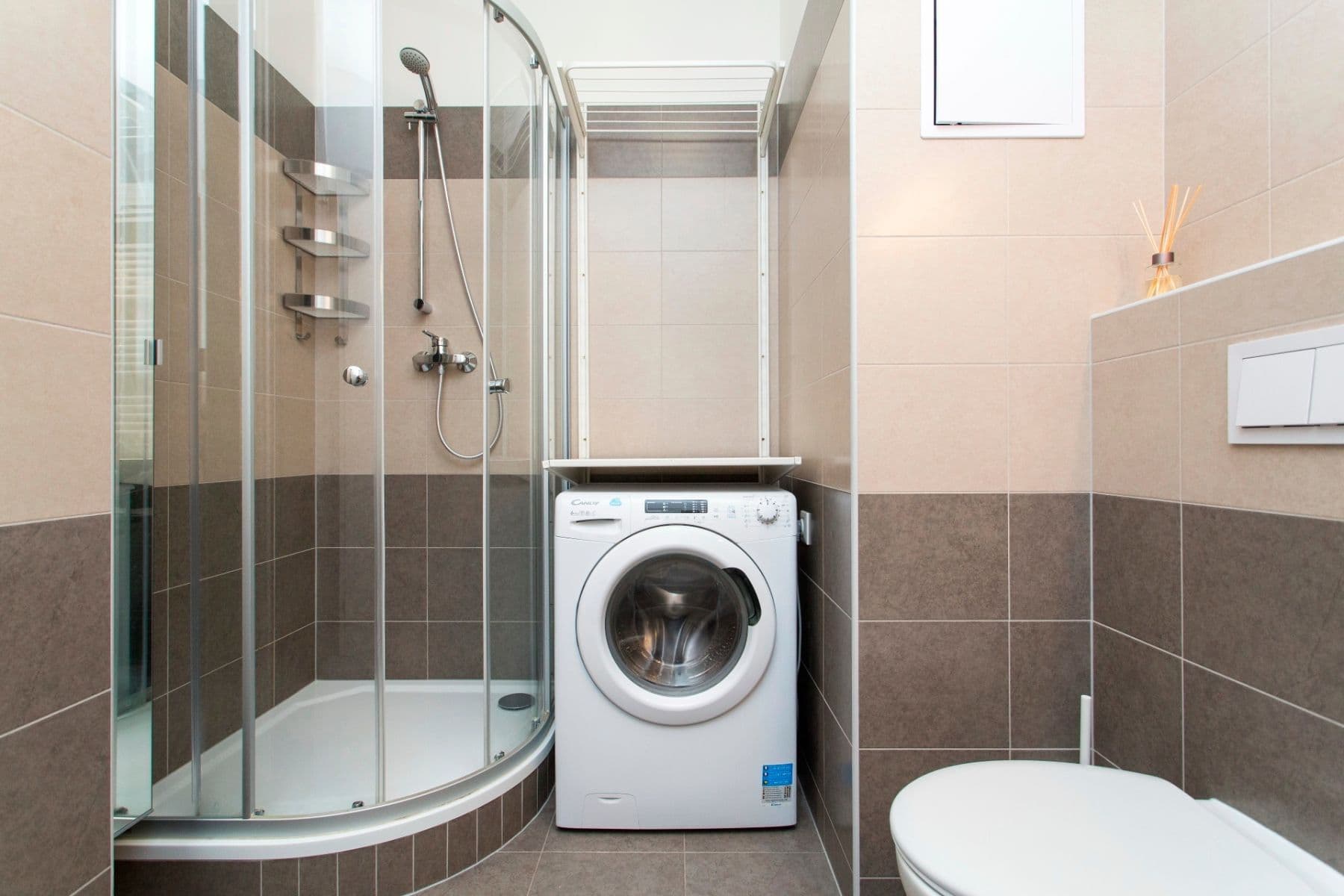 Prenájom bytu 1-izbový 27 m², Olgy Havlové, Praha, Praha Prenájom bytu 1-izbový 27 m², Olgy Havlové, Praha, Praha