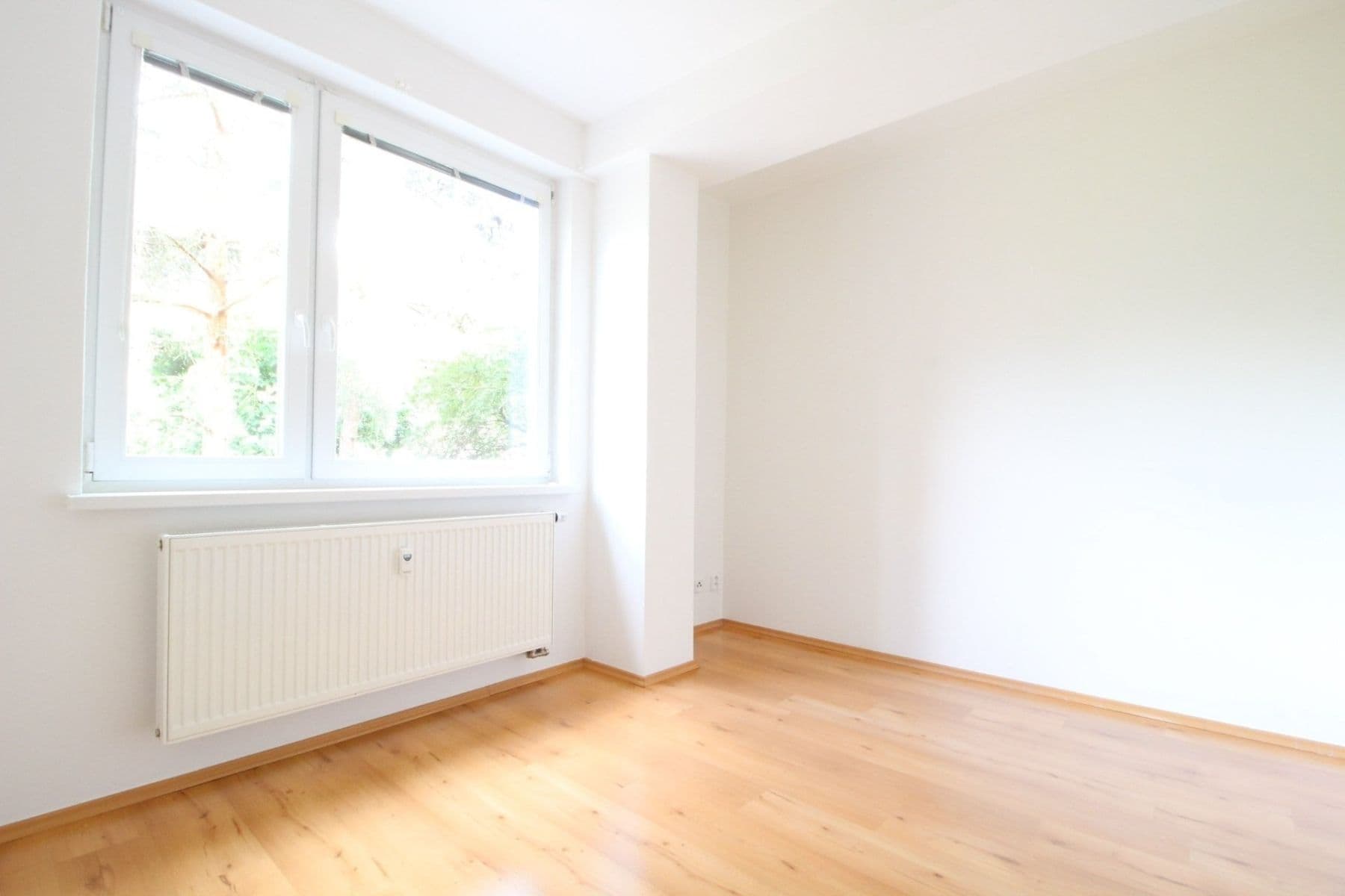 Prenájom bytu 4-izbový 110 m², Na Hřebenkách, Praha, Praha Prenájom bytu 4-izbový 110 m², Na Hřebenkách, Praha, Praha