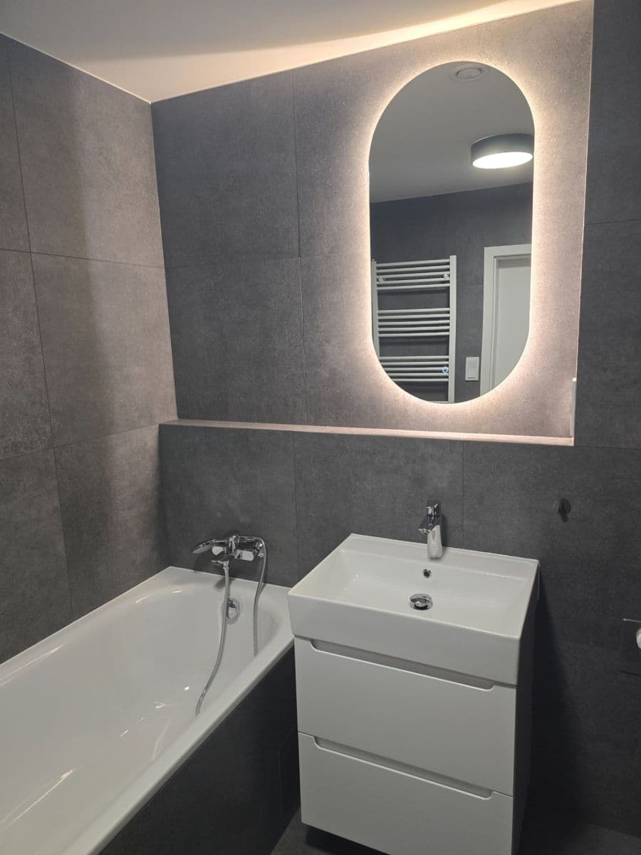 Prenájom bytu 3-izbový 67 m², Hermanové, Praha, Praha Prenájom bytu 3-izbový 67 m², Hermanové, Praha, Praha