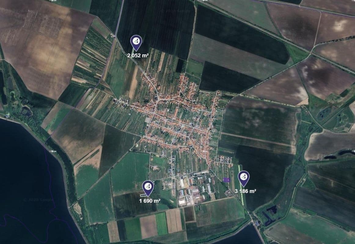 Predaj pozemku 6.928 m², Šakvice, Jihomoravský kraj Predaj pozemku 6.928 m², Šakvice, Jihomoravský kraj