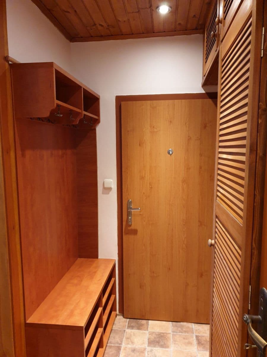 Prenájom bytu 2-izbový 53 m², Arbesovo náměstí, Praha, Praha Prenájom bytu 2-izbový 53 m², Arbesovo náměstí, Praha, Praha