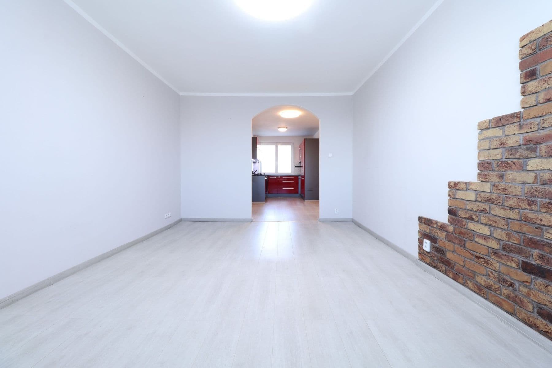 Prenájom bytu 3-izbový 72 m², Hlavní, Praha, Praha Prenájom bytu 3-izbový 72 m², Hlavní, Praha, Praha