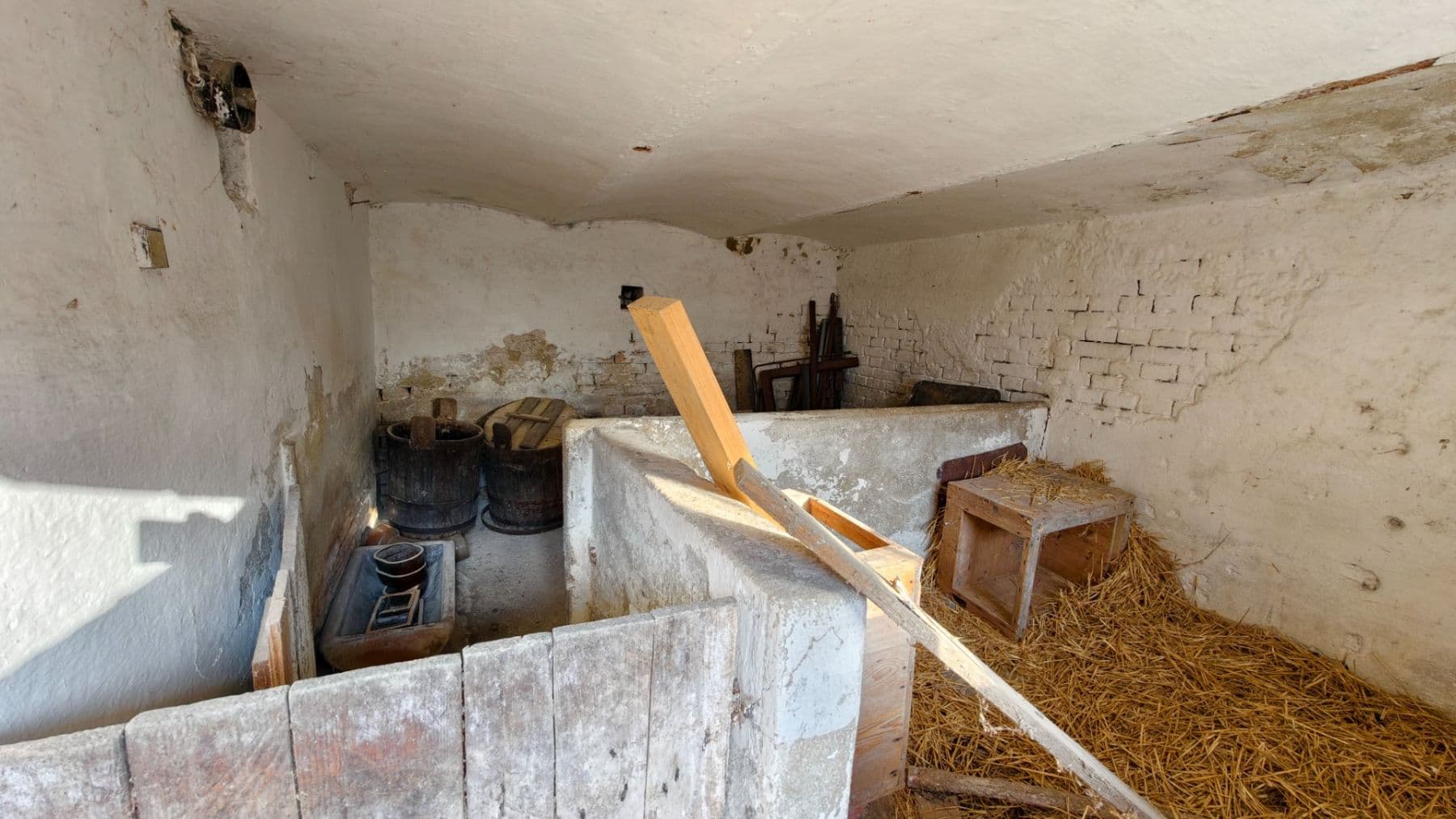 Predaj domu 240 m², pozemek 2.081 m², Kunkovice, Zlínský kraj Predaj domu 240 m², pozemek 2.081 m², Kunkovice, Zlínský kraj