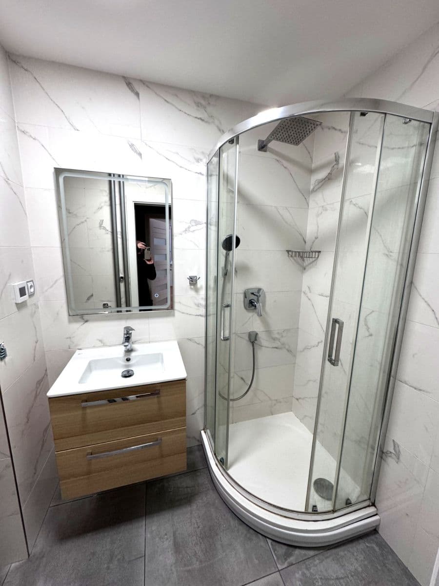 Prenájom bytu 2-izbový 62 m², Vašíčkova, Kladno, Středočeský kraj Prenájom bytu 2-izbový 62 m², Vašíčkova, Kladno, Středočeský kraj