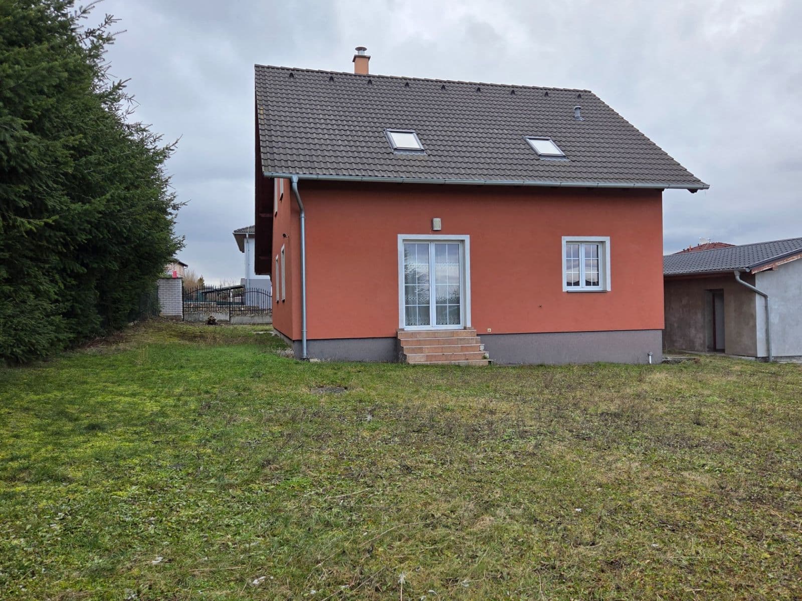 Predaj domu 250 m², pozemek 912 m², Na Libovínek, Bašť, Středočeský kraj Predaj domu 250 m², pozemek 912 m², Na Libovínek, Bašť, Středočeský kraj