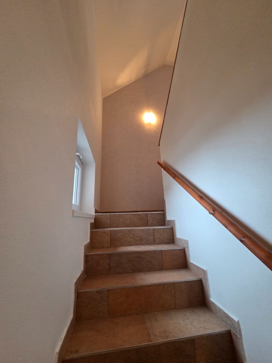 Predaj domu 250 m², pozemek 912 m², Na Libovínek, Bašť, Středočeský kraj Predaj domu 250 m², pozemek 912 m², Na Libovínek, Bašť, Středočeský kraj