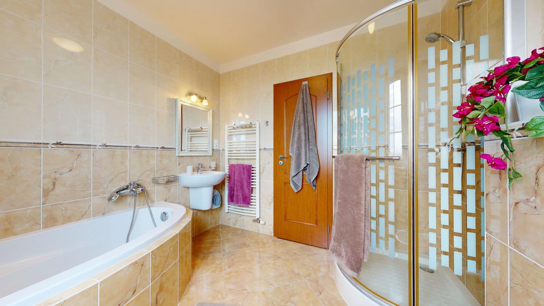 Predaj domu 225 m², pozemok 912 m², Na Libovínek, Bašť, Středočeský kraj Predaj domu 225 m², pozemok 912 m², Na Libovínek, Bašť, Středočeský kraj