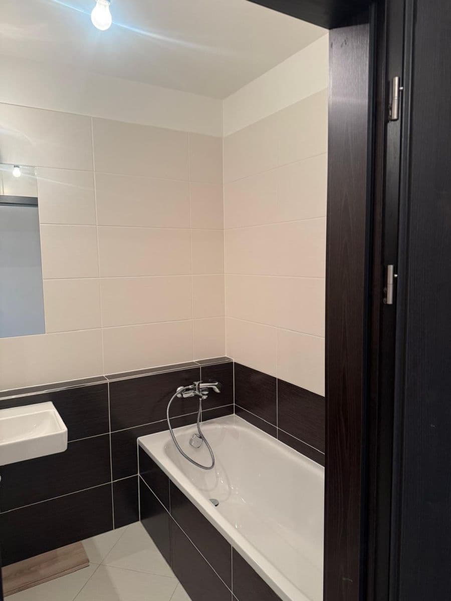 Predaj bytu 2-izbový 47 m², Honzíkova, Praha, Praha Predaj bytu 2-izbový 47 m², Honzíkova, Praha, Praha