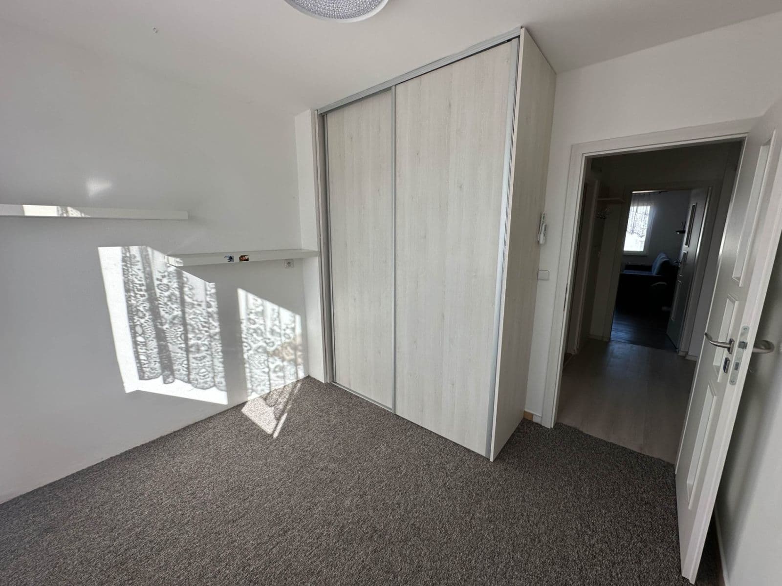 Prenájom bytu 3-izbový 50 m², Luštěnice, Středočeský kraj Prenájom bytu 3-izbový 50 m², Luštěnice, Středočeský kraj