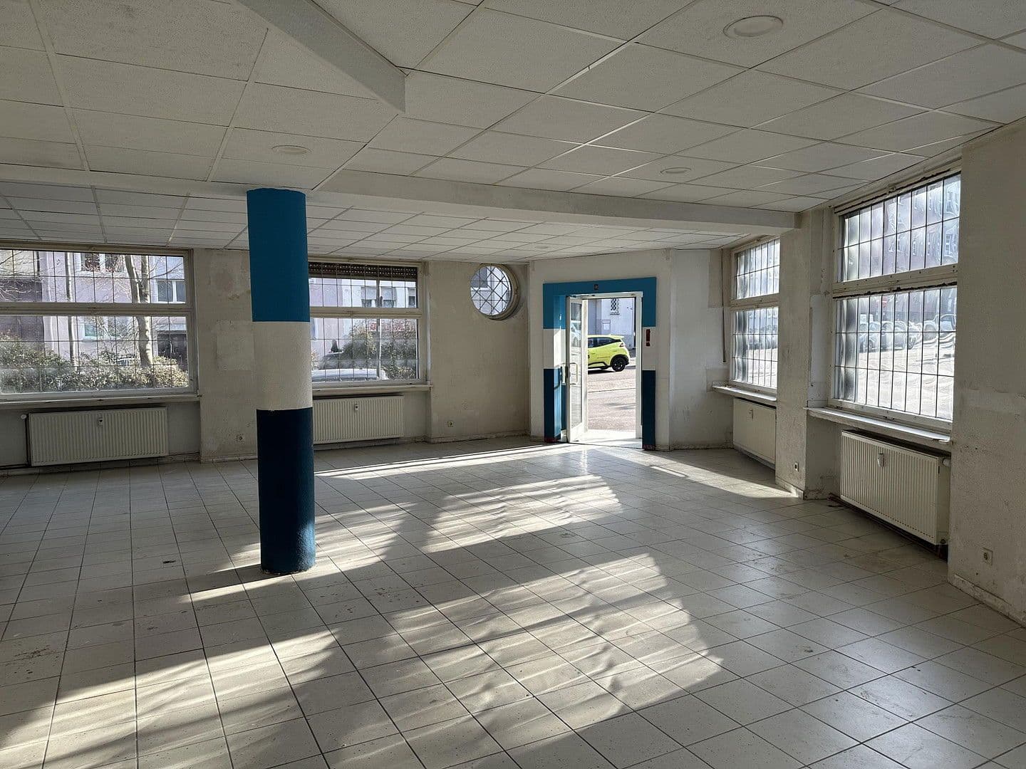 Prenájom nebytového priestoru 115 m², Am Ostpark 2, Essen, Severné Porýnie - Westfálsko Prenájom nebytového priestoru 115 m², Am Ostpark 2, Essen, Severné Porýnie - Westfálsko