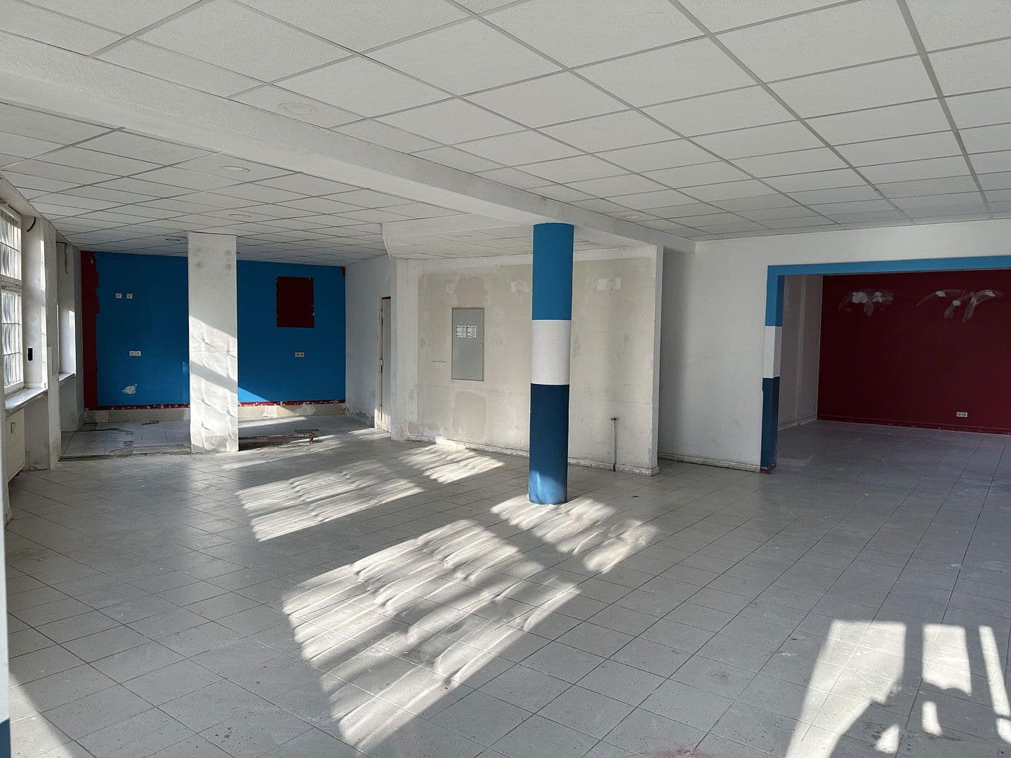 Prenájom nebytového priestoru 115 m², Am Ostpark 2, Essen, Severné Porýnie - Westfálsko Prenájom nebytového priestoru 115 m², Am Ostpark 2, Essen, Severné Porýnie - Westfálsko