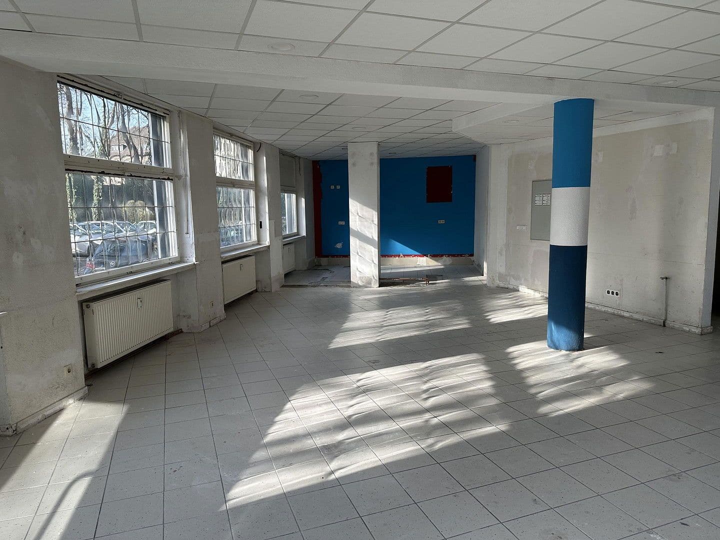 Prenájom nebytového priestoru 115 m², Am Ostpark 2, Essen, Severné Porýnie - Westfálsko Prenájom nebytového priestoru 115 m², Am Ostpark 2, Essen, Severné Porýnie - Westfálsko