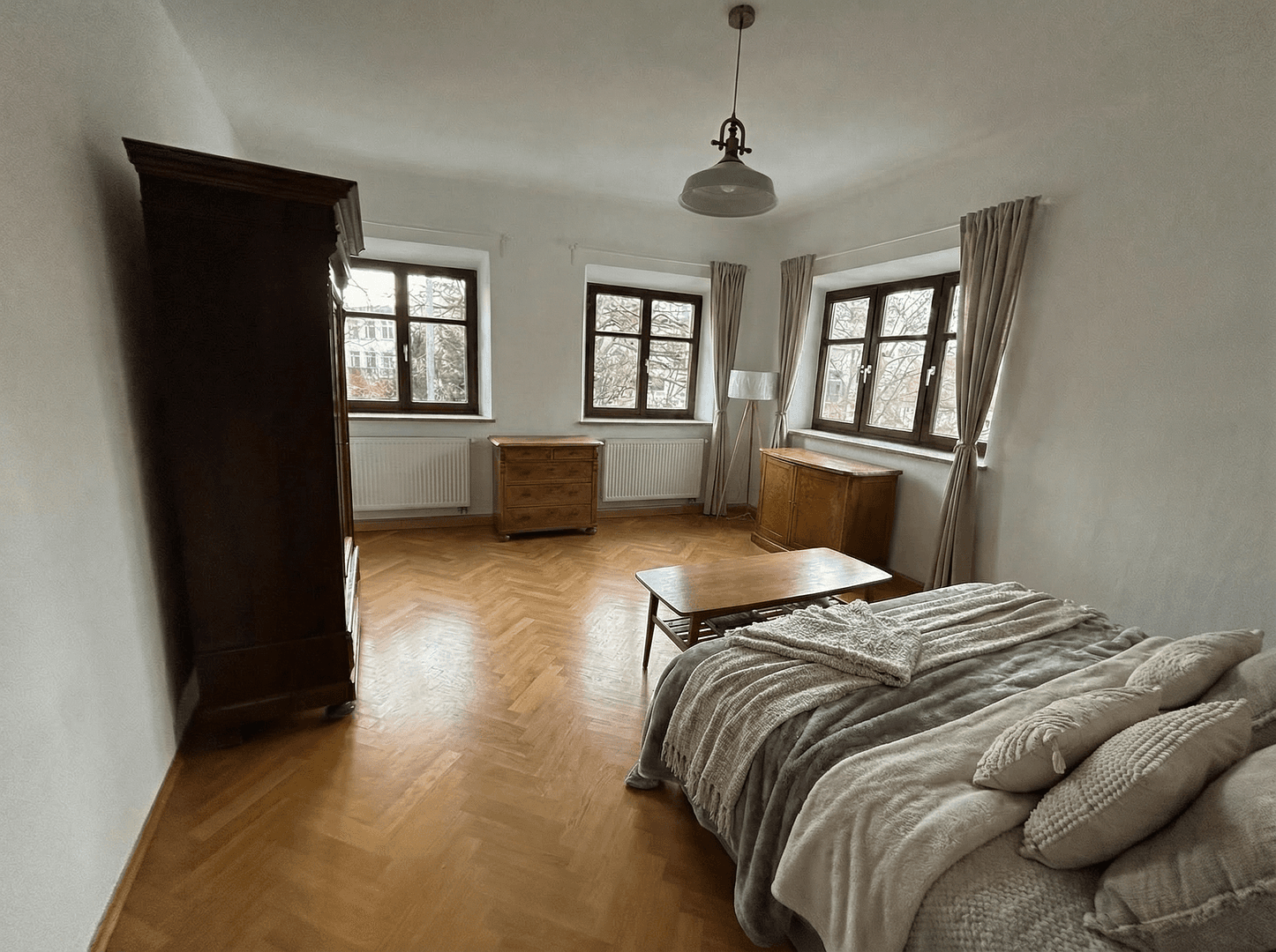 Prenájom bytu 1-izbový 200 m², Predigerberg 14, Augsburg, Bavorsko Prenájom bytu 1-izbový 200 m², Predigerberg 14, Augsburg, Bavorsko